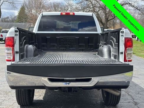 Used 2024 RAM 2500 Big Horn AWD/4WD image 2