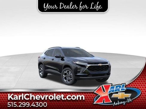 New 2026 Chevrolet Trax LT w/ Sunroof Package image 1