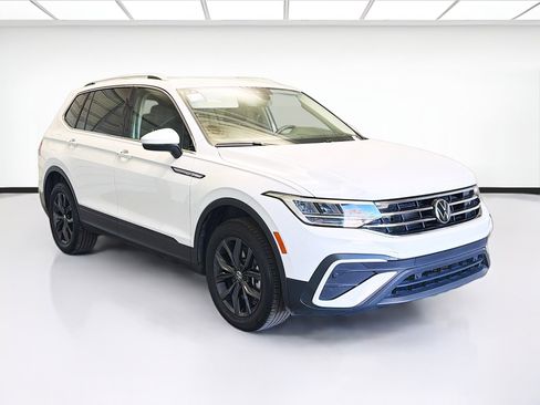 Used 2024 Volkswagen Tiguan Wolfsburg Edition image 3