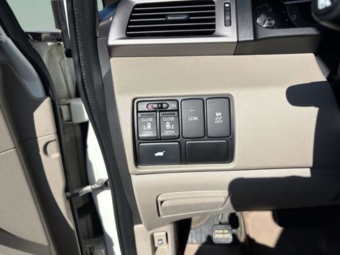 Used 2015 Honda Odyssey EX-L image 14