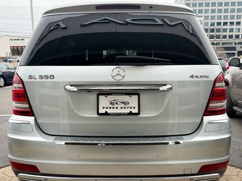 Used 2010 Mercedes-Benz GL 550 4MATIC image 6