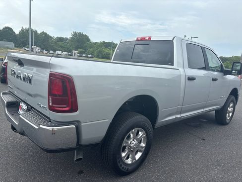 New 2026 RAM 2500 Big Horn AWD/4WD image 30