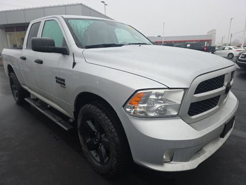 Used 2019 RAM 1500 Express w/ Express Value Package image 3