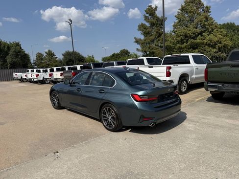 Used 2020 BMW 330i Sedan w/ Premium Package RWD image 4