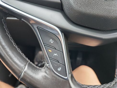 Used 2019 Cadillac XT5 Luxury AWD/4WD image 26