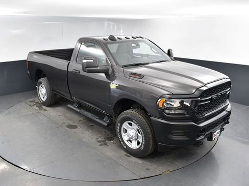 New 2024 RAM 2500 Tradesman w/ Snow Chief Group image 24