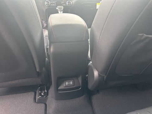 Used 2025 Kia Soul GT-Line FWD image 22