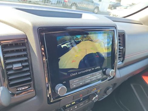 Used 2023 Nissan Frontier PRO-4X w/ Technology Package image 20