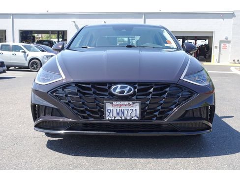 Used 2023 Hyundai Sonata SEL w/ Preferred Accessory Package FWD image 9