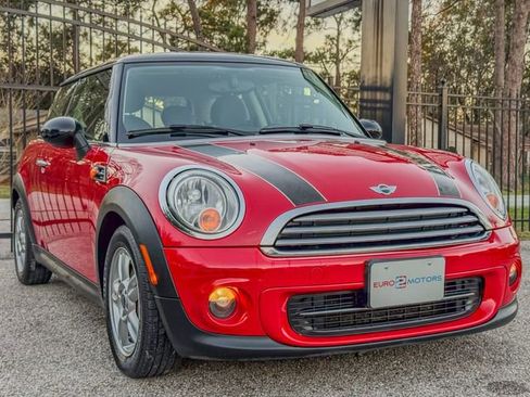 Used 2013 MINI Cooper Hardtop image 6