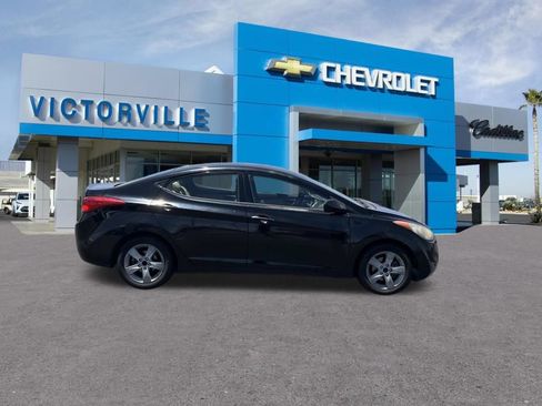 Used 2013 Hyundai Elantra GLS w/ Preferred Pkg FWD image 4