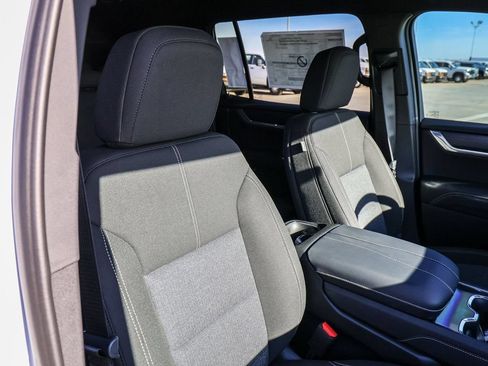 New 2026 GMC Acadia Elevation w/ LPO, Floor Liner Package FWD image 68