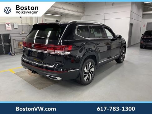 New 2026 Volkswagen Atlas SEL image 4