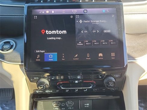 Certified 2021 Jeep Grand Cherokee L Limited image 31