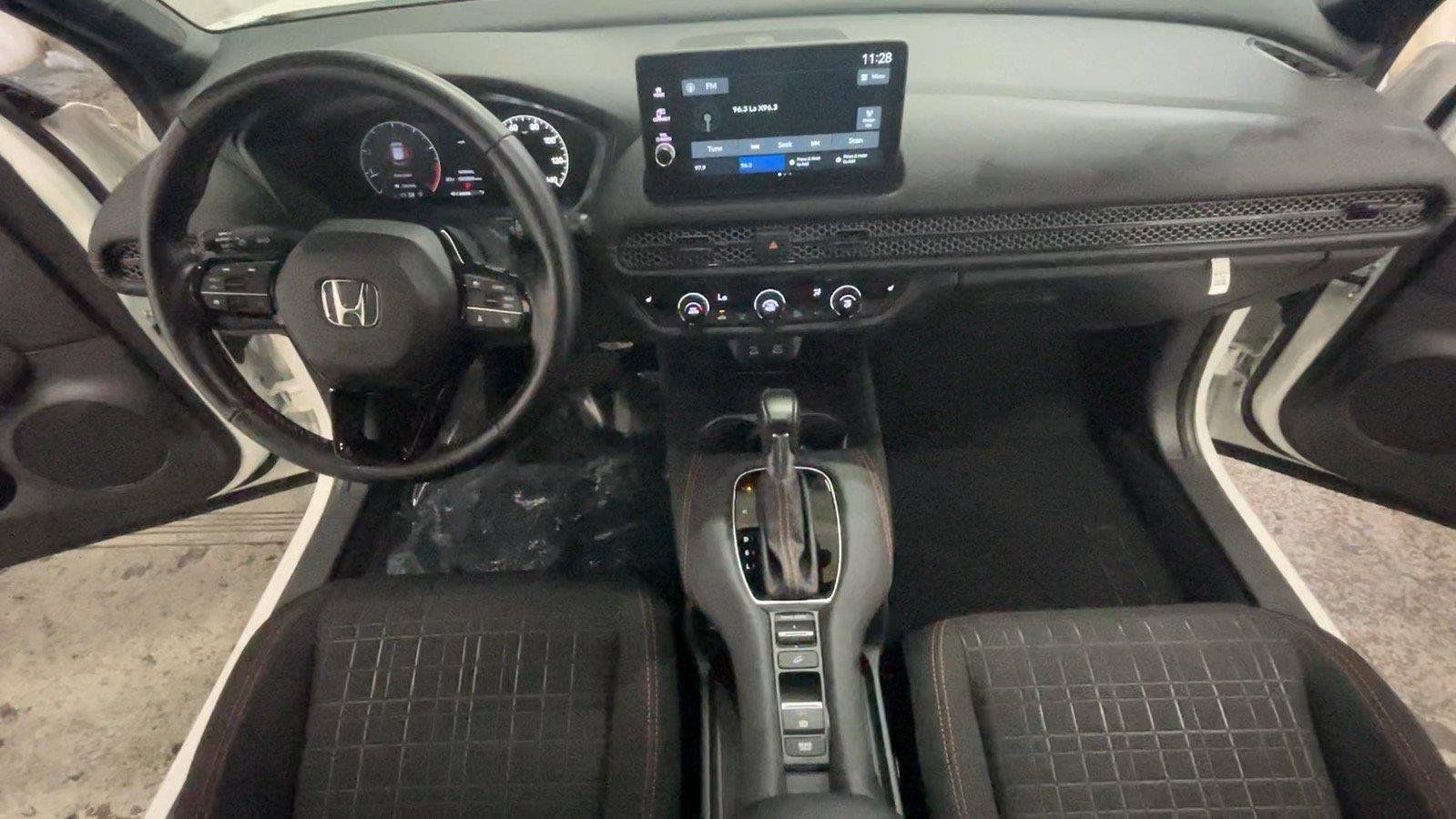 Certified 2026 Honda HR-V Sport image 28