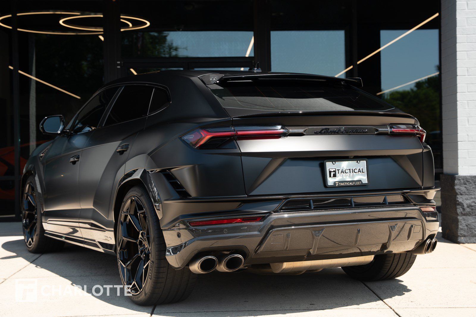 Used 2023 Lamborghini Urus Performante AWD/4WD image 14