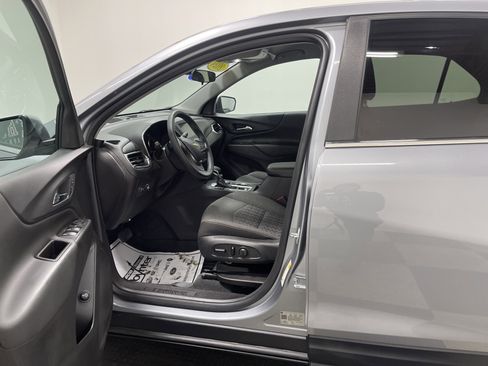 Used 2024 Chevrolet Equinox LT w/ LPO, Floor Liner Package image 9