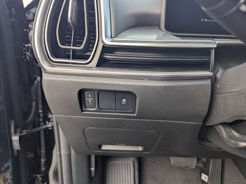 New 2026 Kia Sorento LX FWD image 14