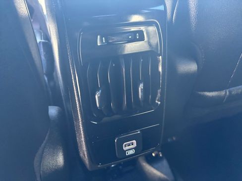 Used 2025 Jeep Compass Limited AWD/4WD image 23