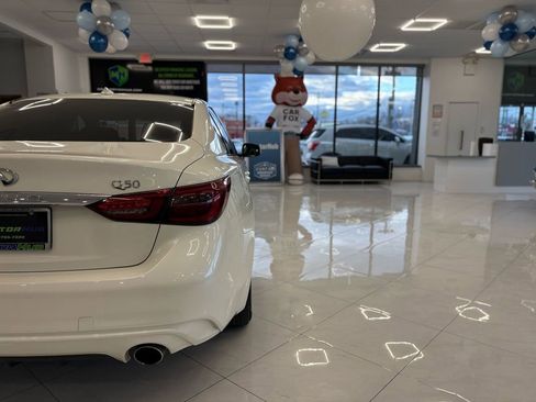 Used 2019 INFINITI Q50 Luxe w/ Essential Package (3.0T Luxe) image 14