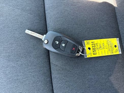 Used 2024 Chevrolet Trax LS FWD image 29