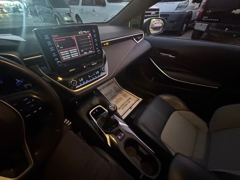 Used 2020 Toyota Corolla XSE image 15