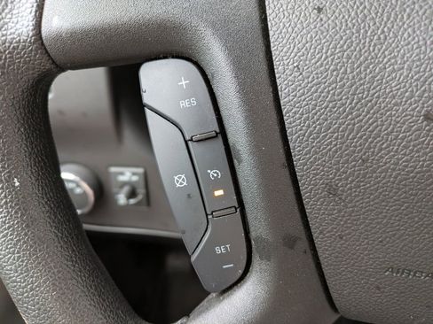 Used 2024 GMC Savana 2500 w/ Driver Convenience Package image 20