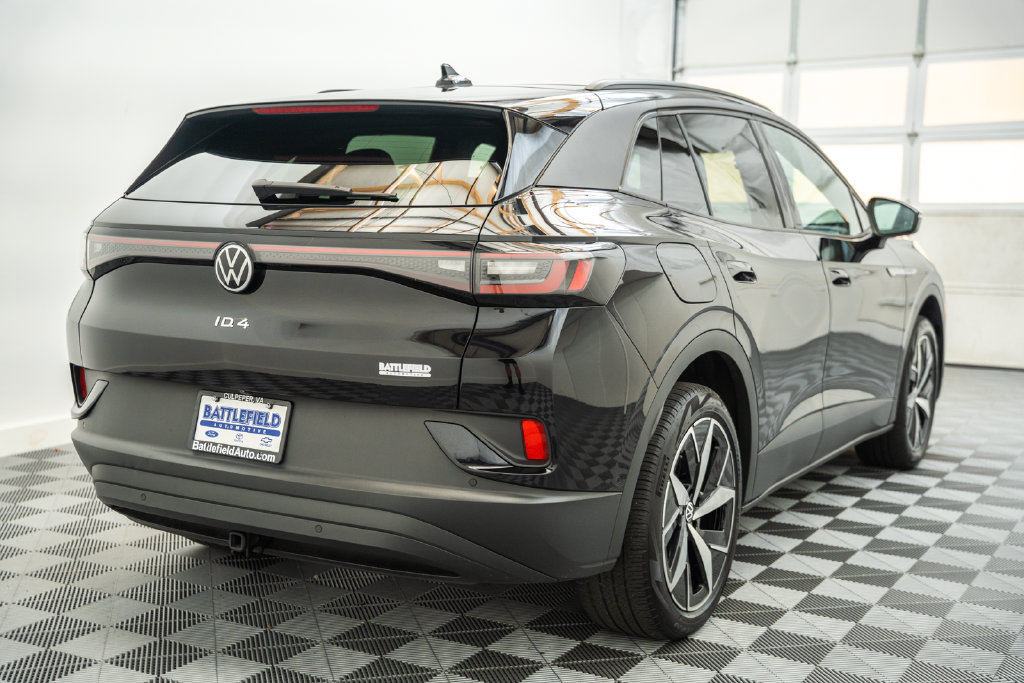 Used 2023 Volkswagen ID.4 Pro S AWD/4WD image 5