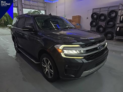 Used 2022 Ford Expedition XLT RWD image 1