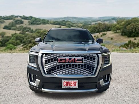 Certified 2023 GMC Yukon XL Denali AWD/4WD image 2