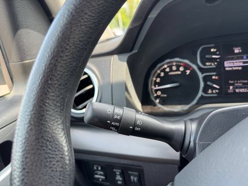 Used 2019 Toyota Tundra SR5 w/ TRD Off Road Package AWD/4WD image 19
