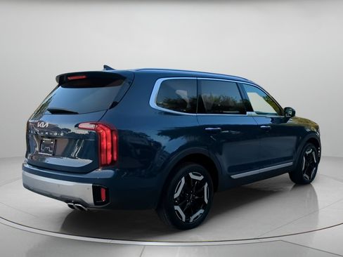 Used 2024 Kia Telluride S w/ S Sunroof Package FWD image 28