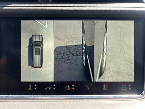 Used 2024 GMC Yukon Denali w/ Denali Reserve Package AWD/4WD image 35