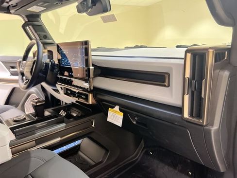 New 2025 GMC Hummer EV 3X w/ Extreme Off-Road Package AWD/4WD image 28