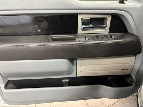 Used 2011 Ford F150 Platinum image 18