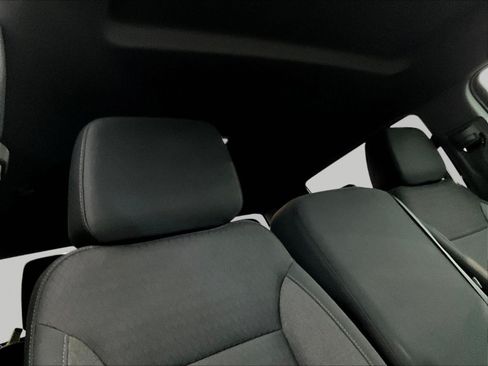 Used 2022 Chevrolet Silverado 1500 Custom AWD/4WD image 26