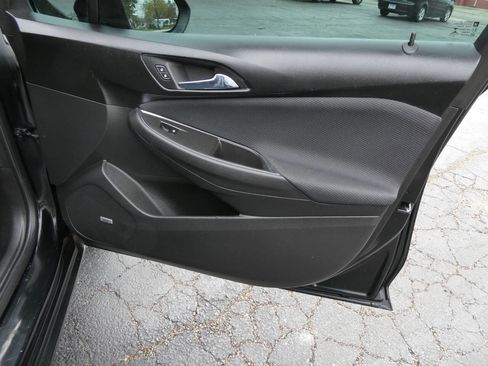 Used 2017 Chevrolet Cruze LT w/ Sun And Sound Package image 25