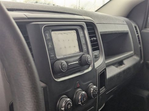 Used 2017 RAM 1500 Express w/ Black Ram 1500 Express Group image 7