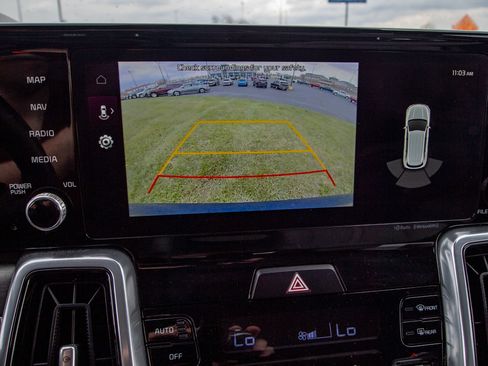 Used 2023 Kia Sorento SX image 17