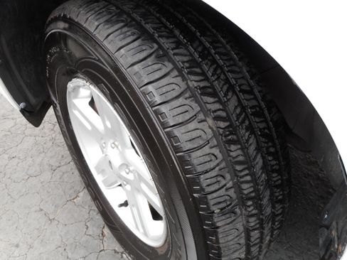 Used 2009 Ford Escape 2WD Hybrid image 11