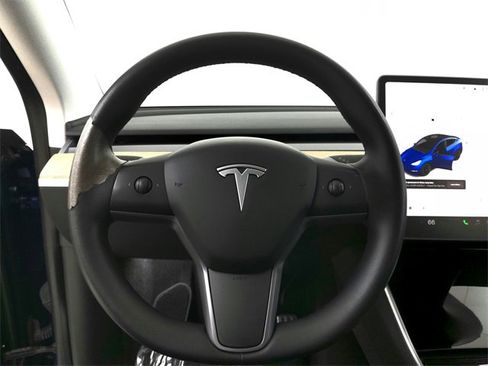 Used 2021 Tesla Model Y Long Range image 28