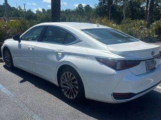 Certified 2024 Lexus ES 300h Ultra Luxury w/ Accessory Package (Z2) FWD video 2