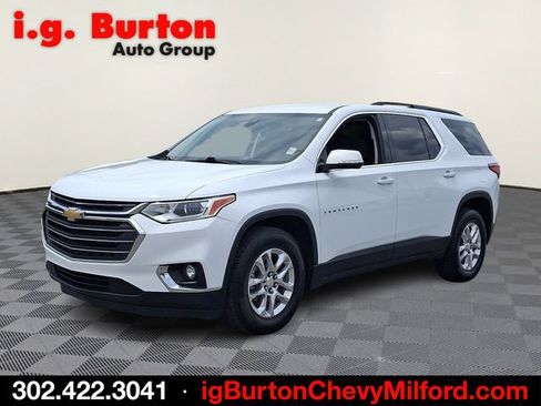 Certified 2020 Chevrolet Traverse LT w/ Driver Confidence II Package AWD/4WD image 3