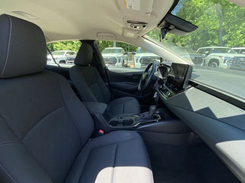 Used 2024 Toyota Corolla LE FWD image 23