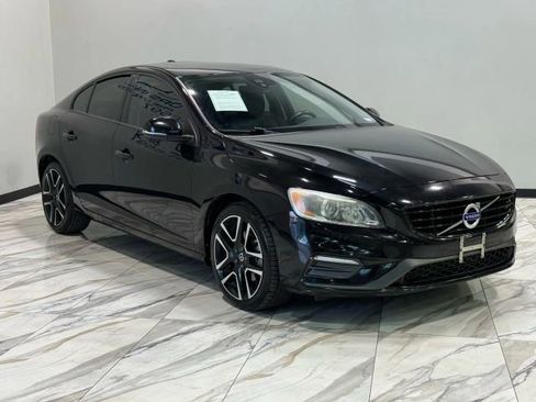 Used 2018 Volvo S60 T5 Dynamic w/ Vision Package image 4