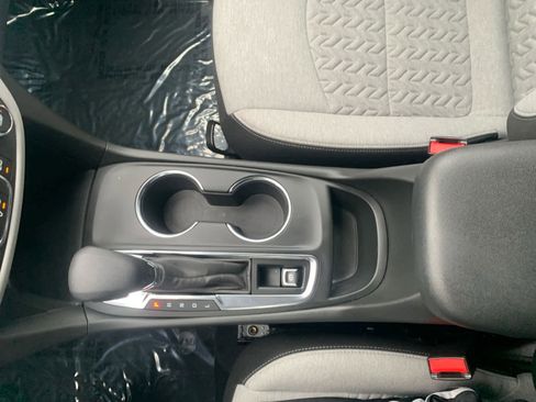 Certified 2022 Chevrolet Equinox LS w/ LS Convenience Package image 25