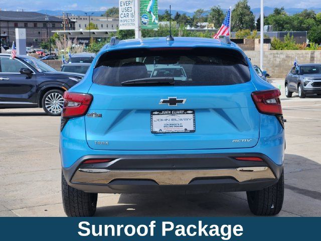 Used 2025 Chevrolet Trax ACTIV w/ Sunroof Package FWD image 9