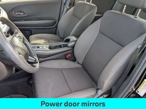 Used 2019 Honda HR-V LX image 15