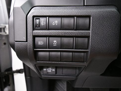 Certified 2025 Toyota Tacoma SR image 14