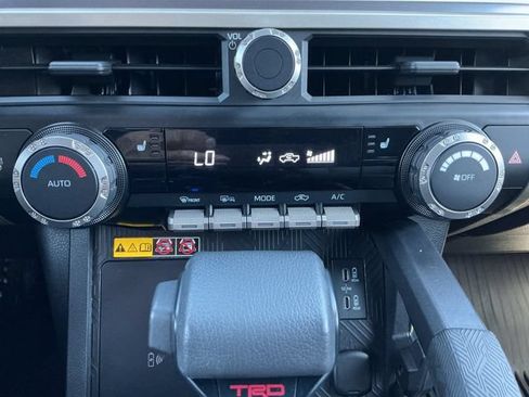 Used 2024 Toyota Tacoma TRD Off-Road w/ TRD Off Road Upgrade Package AWD/4WD image 17